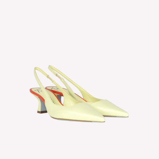 SLINGBACK IN PELLE COLOR MIMOSA CON DETTAGLI MANDARINO ARABEL - NO DISCOUNT | Roberto Festa