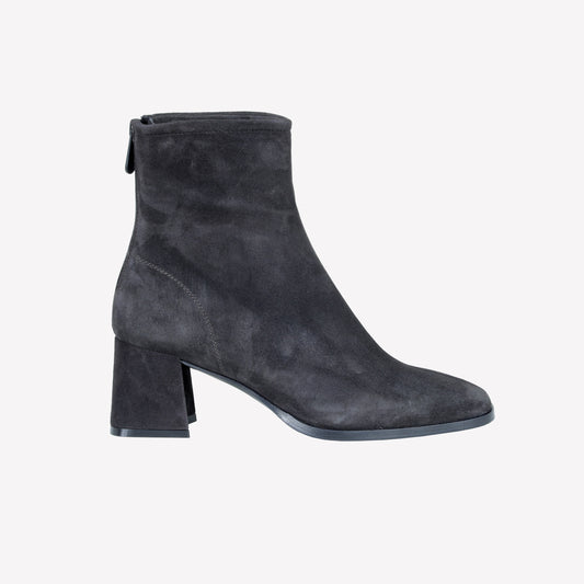 ANKLE BOOT IN CAMOSCIO ASFALTO YLARIA - Scarpe | Roberto Festa